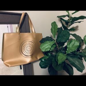 NWOT neiman marcus- beach bag